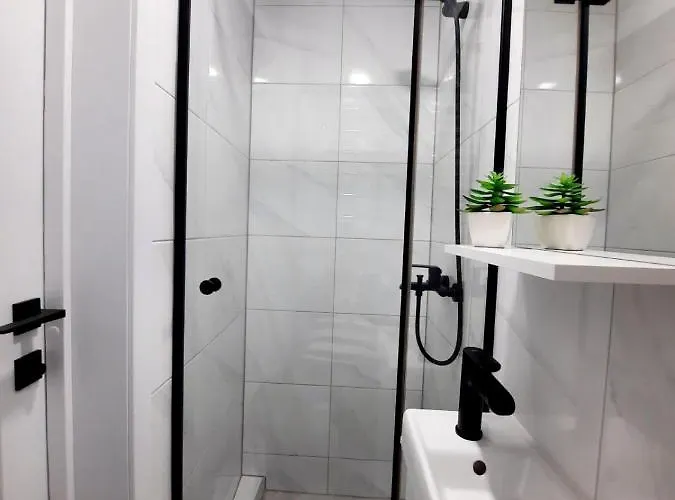 P Komunos Apartamentai Netoli Akropolio